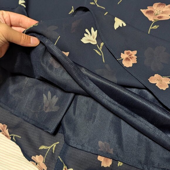 Classic Floral Maxi Skirt - Picture 4 of 4